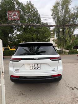 جیپ گراند شیرۆکی